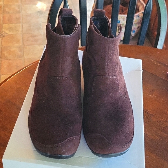 Dansko Shoes - Dansko Booties